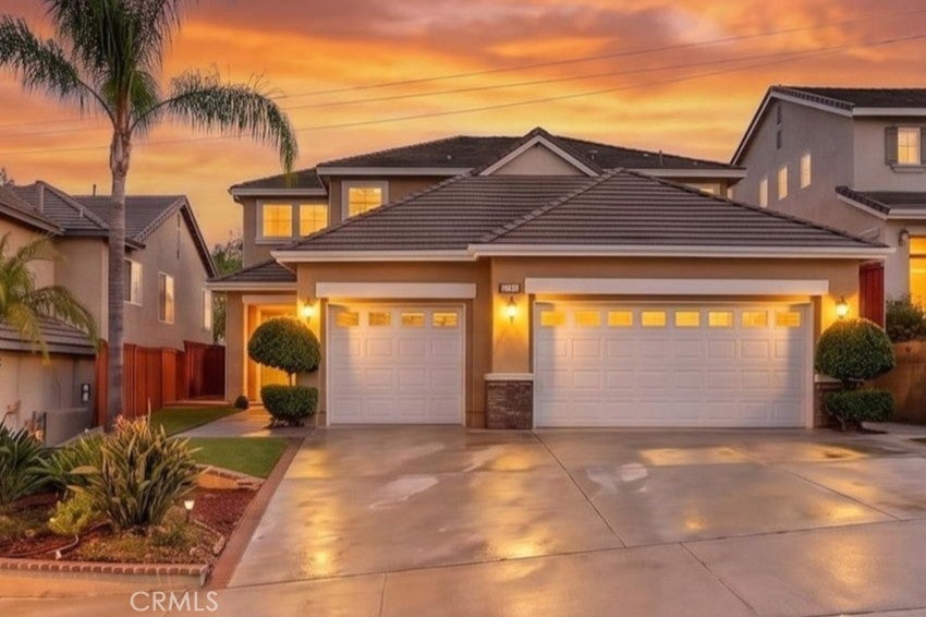 8856 E Crestview Lane LN