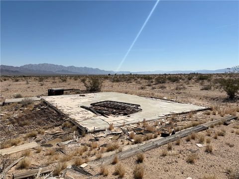 Photo of 101 Carey Road, 29 Palms, CA 92277 (MLS # JT26063071)