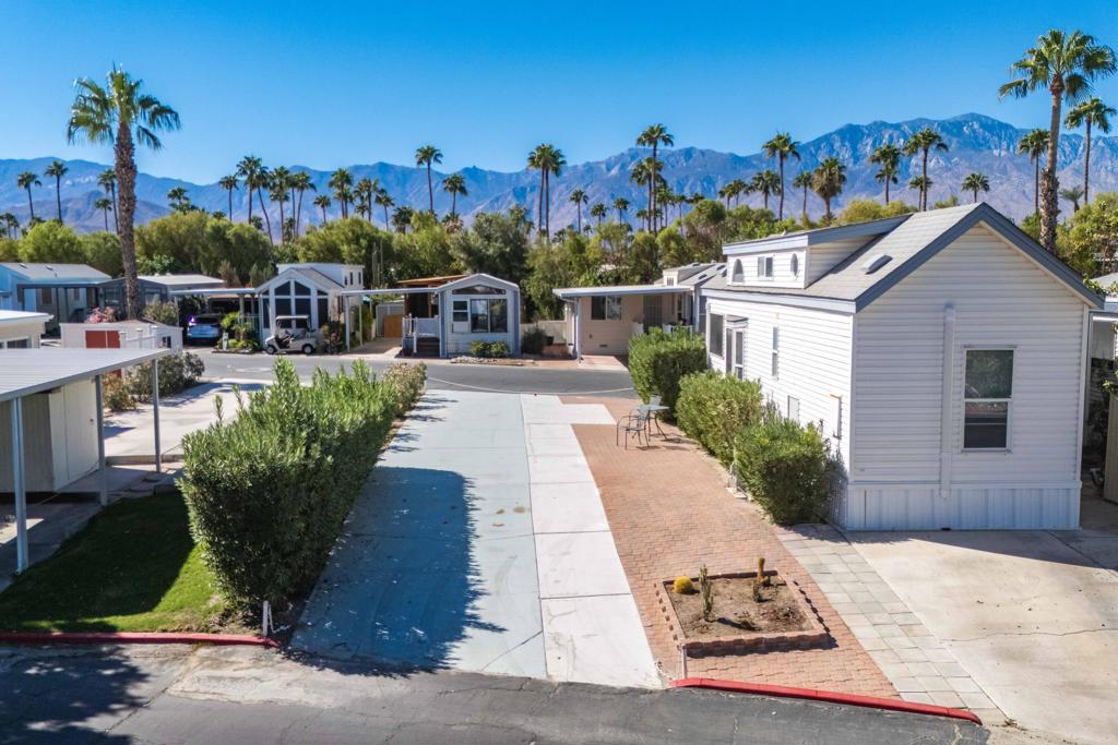 Desert Shadows Rv Re - Land