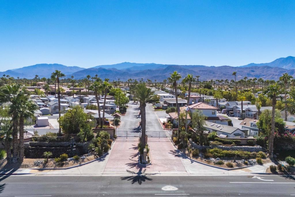 Desert Shadows Rv Re - Land