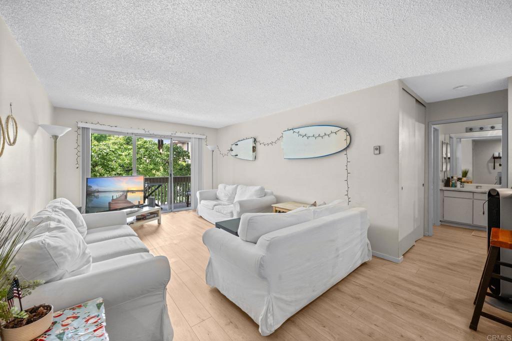 1855 Diamond St 5-213