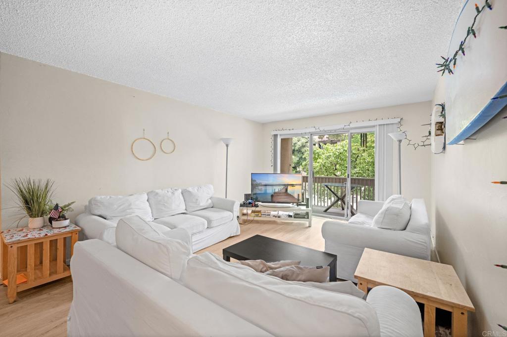 1855 Diamond St 5-213