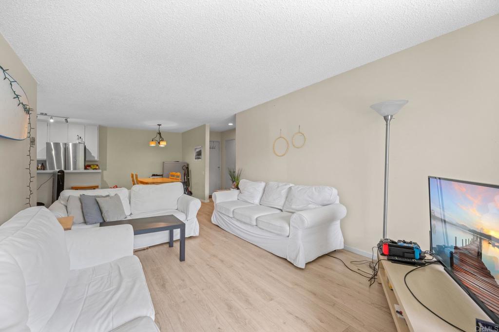 1855 Diamond St 5-213