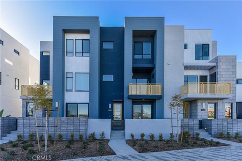 16432 Compass Avenue Tustin CA 92782