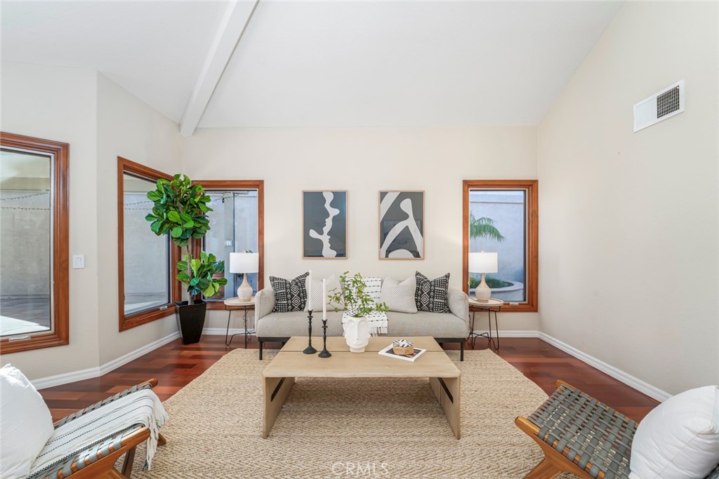 Palacio Del Mar (PD) - Residential