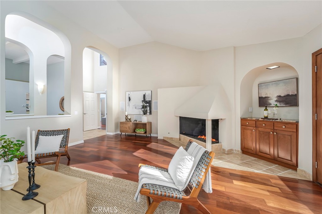 Palacio Del Mar (PD) - Residential