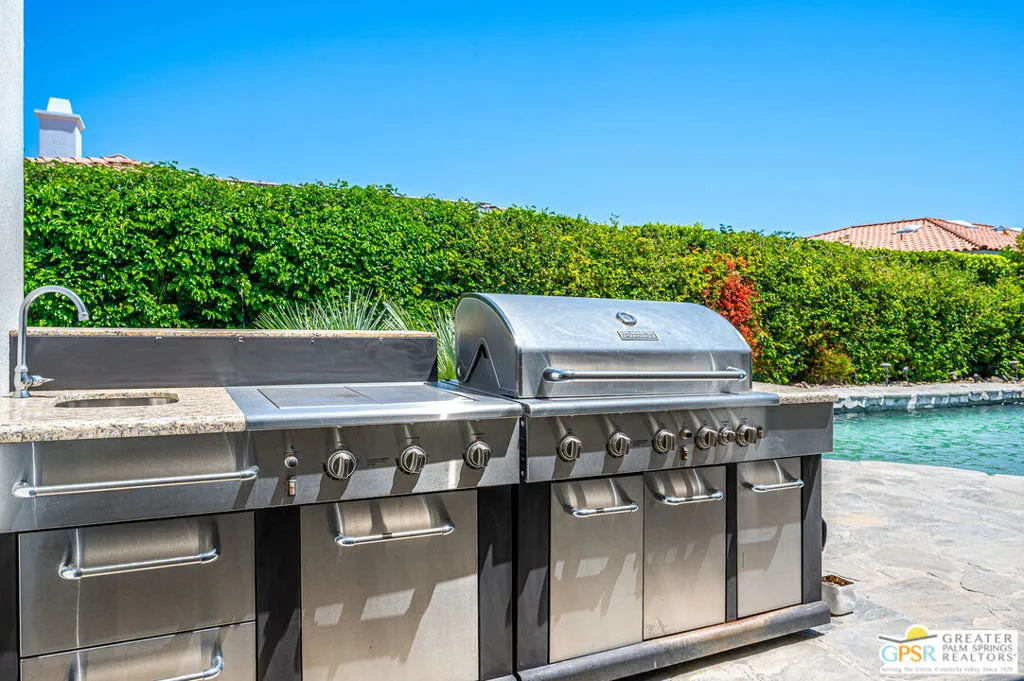 Palm Springs, California 92264, United States, 4 Bedrooms Bedrooms, ,4 BathroomsBathrooms,Residential,Active,144396