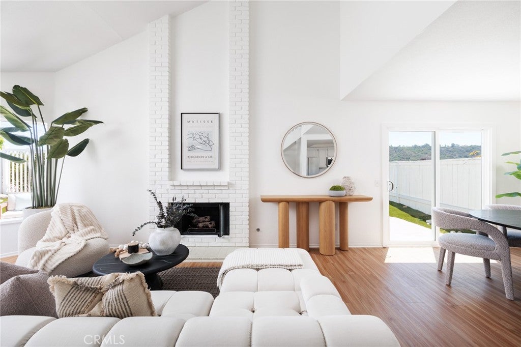 11 Encinitas Court