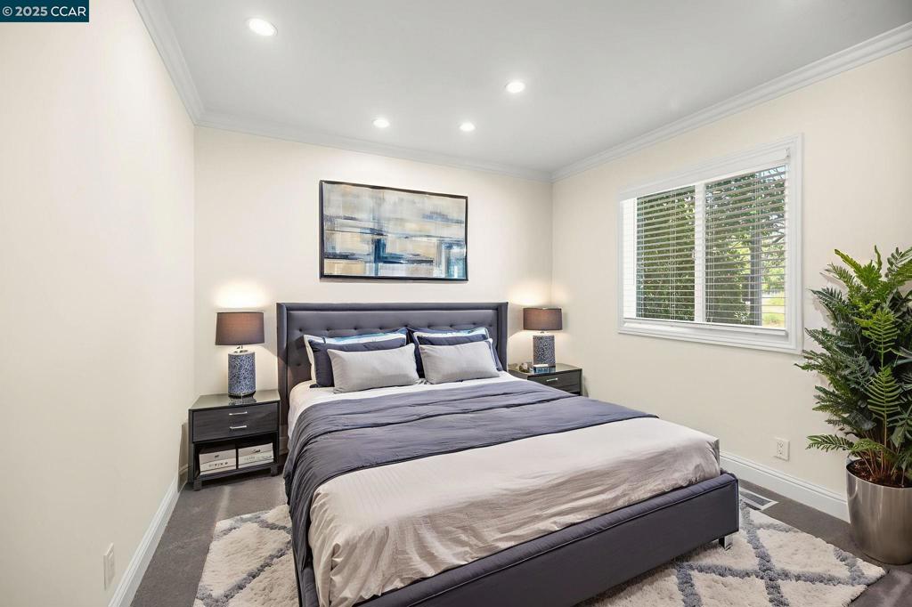 VALLEY HIGH - Residential