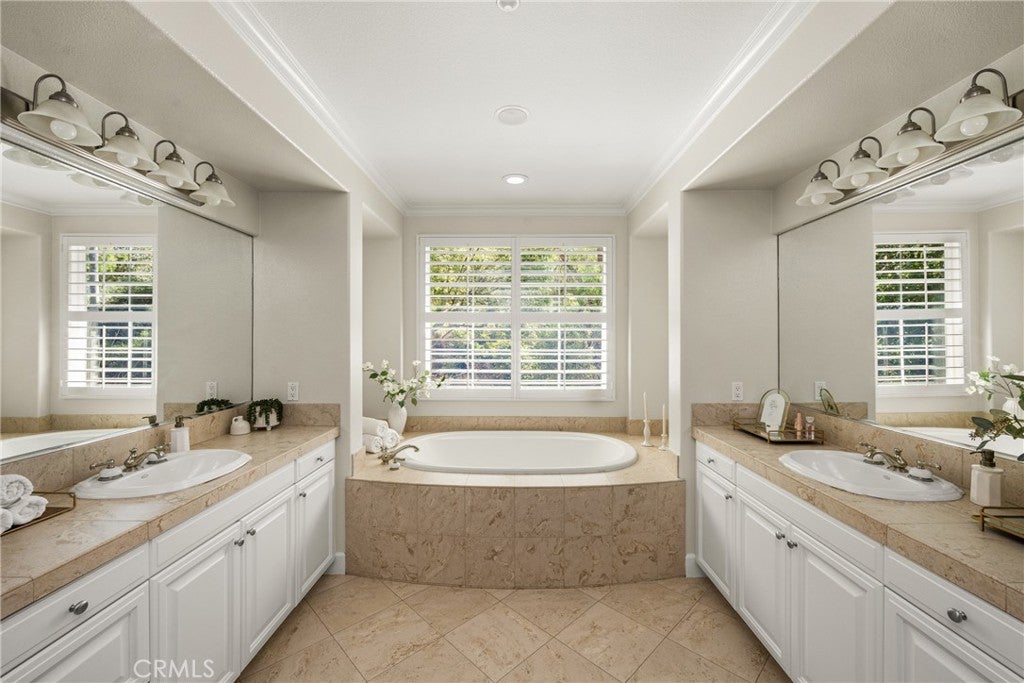4 Lewiston Court, Ladera Ranch CA 92694 - Photo 25