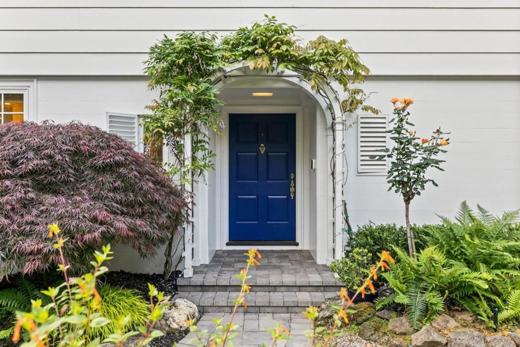 Photo of 755 Bromfield Road, Hillsborough, CA 94010 (MLS # ML82043371)