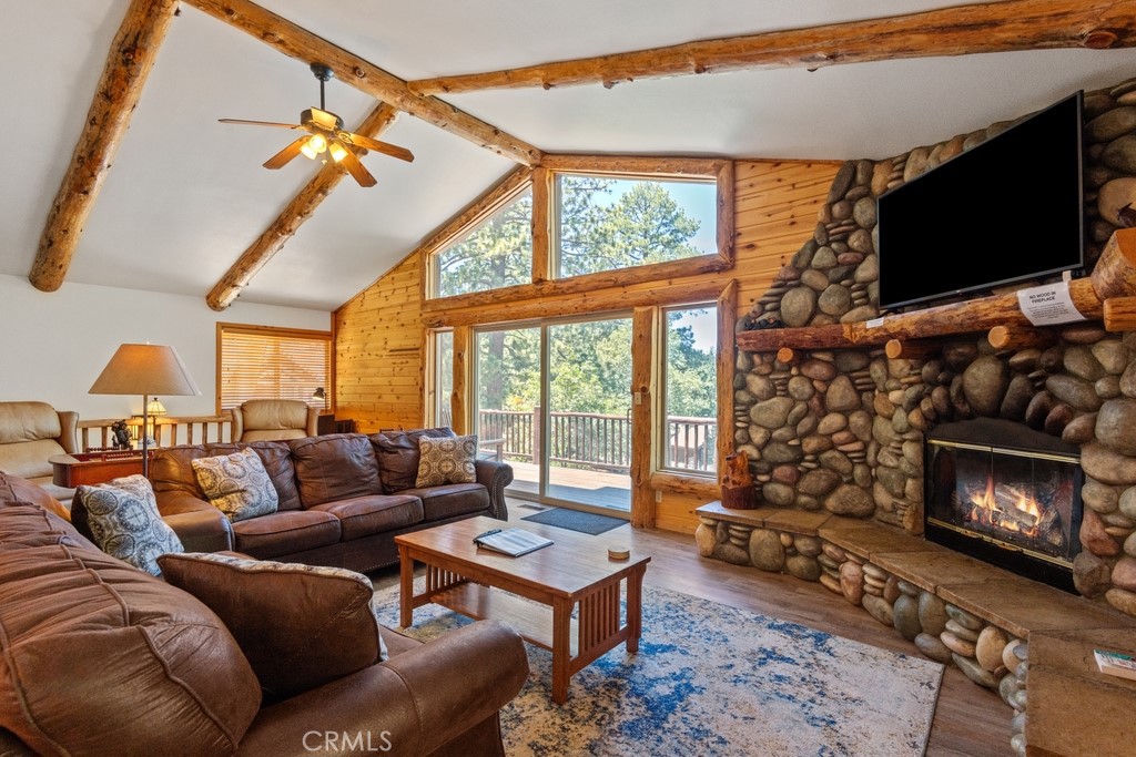 455 Sun Crest Court