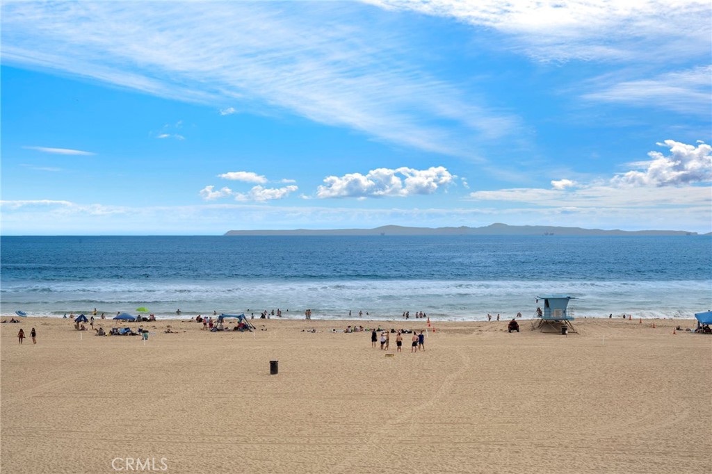 711 Pacific Coast 308