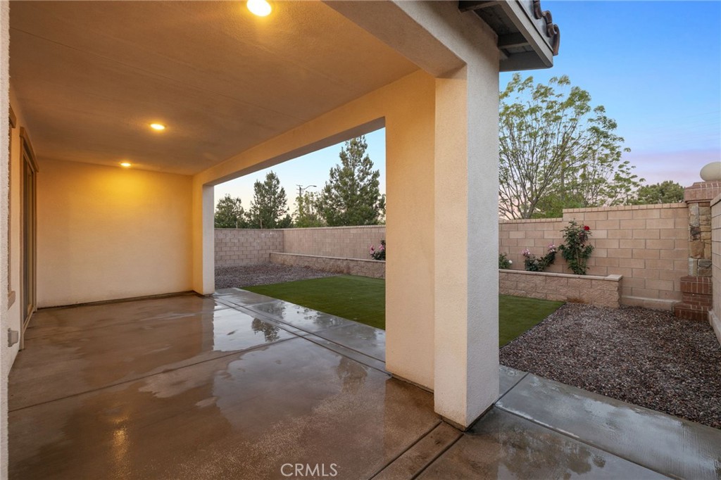 4735 S Mae Way