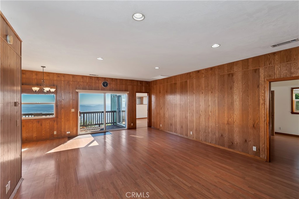 Crestline (CRES) - Residential