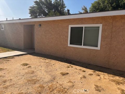 Photo of 2524 Diamond St #A, Rosamond, CA 93560 (MLS # SR26093504)