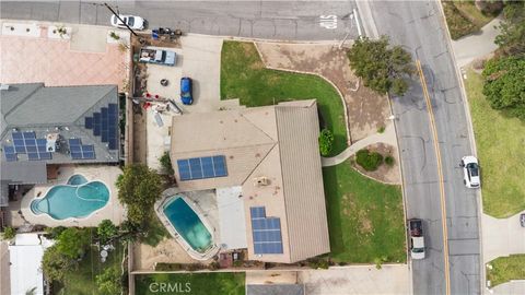 5818 Sycamore Rialto CA 92377