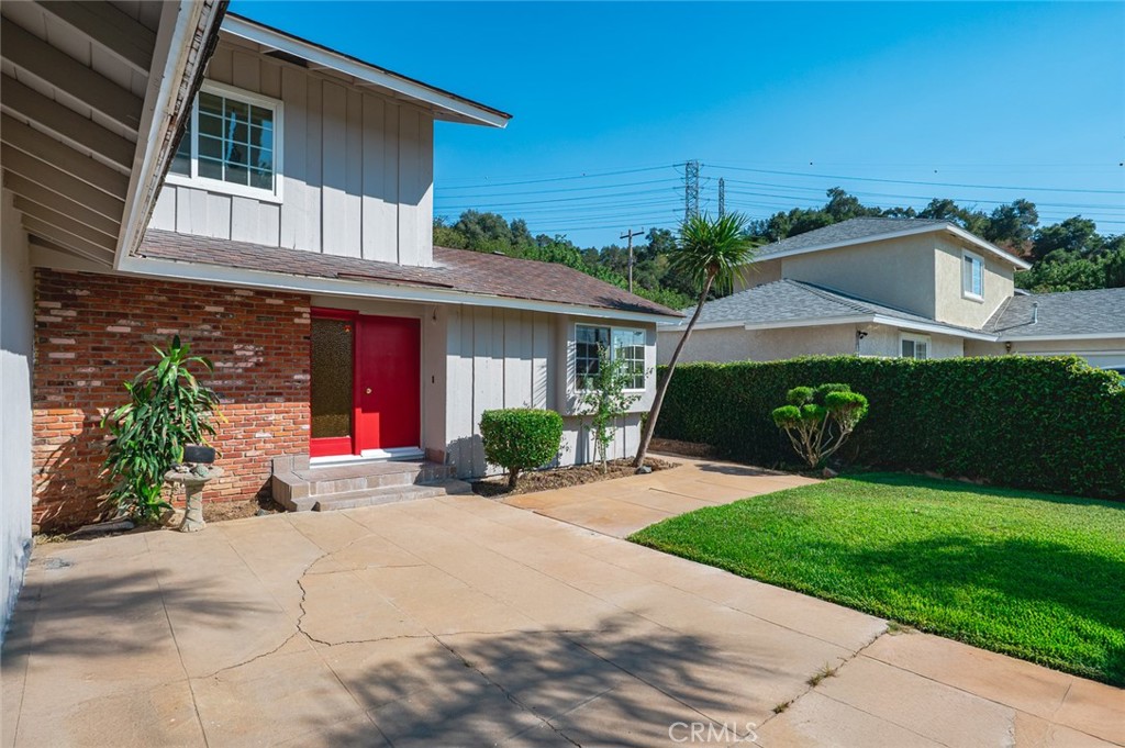 3702 Crooked Creek Drive