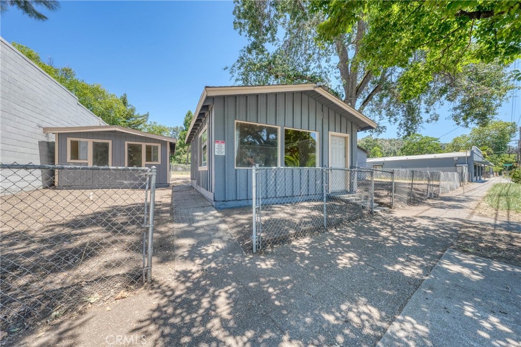 6304 Highway 20 E