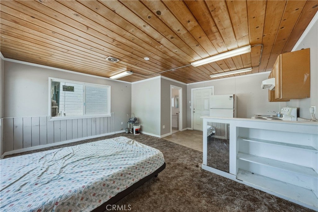6304 Highway 20 E