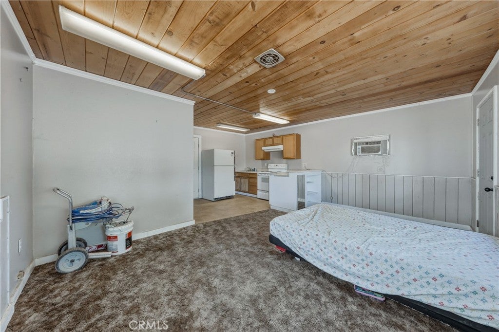 6304 Highway 20 E