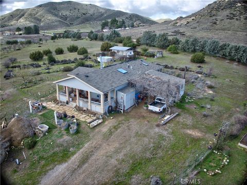 Tiny photo for 14451 Dorris Road, Santa Margarita, CA 93453 (MLS # NS25049507)