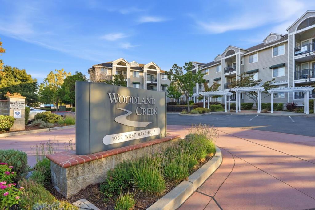 1982 W Bayshore Road 214