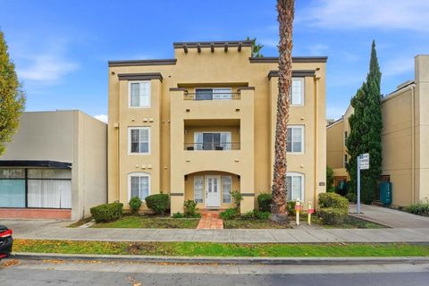 Photo of 134 Carroll Street #202, Sunnyvale, CA 94086 (MLS # ML82028639)
