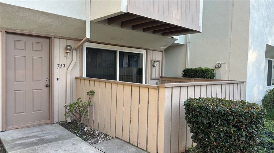 Beautiful Two-Story unit in the Brea! " Country Road" This 3 bedroom 2.5 bath unit is ready for you. The house welcomes you with the cozy living room which opens into the kitchen and dining area. Upstairs got 3 large bedrooms with lots of closet space. The master suite  featuring its own private balcony.Laundry is conveniently located in the garage. Plenty of guest parking and is a conveniently located within a short distance to the pool and spa. Nearby is Brea Junior High, Brea mall and Downtown Brea are  just minutes away.