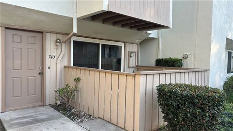 743 Wagon Wheel Brea CA 92821