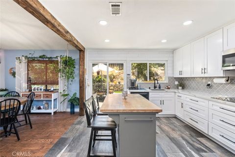 Photo of 705 Old Bridge Road, Fallbrook, CA 92028 (MLS # SW25131588)