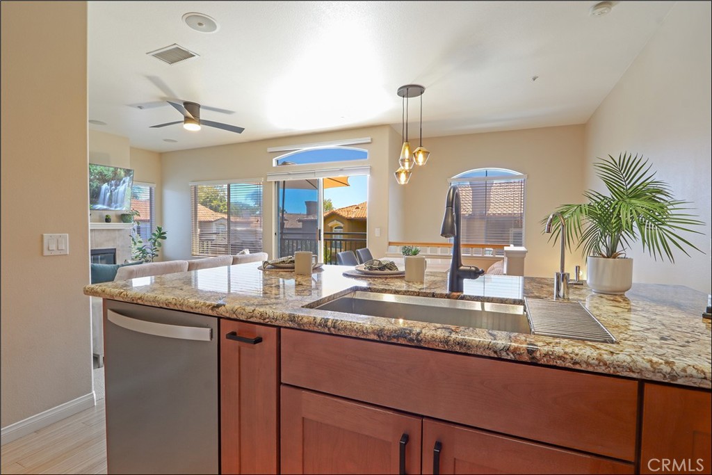 99 Vellisimo, Aliso Viejo CA 92656 - Photo 9
