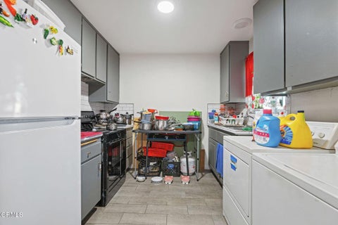 Tiny photo for 4811 Petit Drive, Oxnard, CA 93033 (MLS # V1-38947)