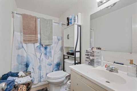 Tiny photo for 4811 Petit Drive, Oxnard, CA 93033 (MLS # V1-38947)