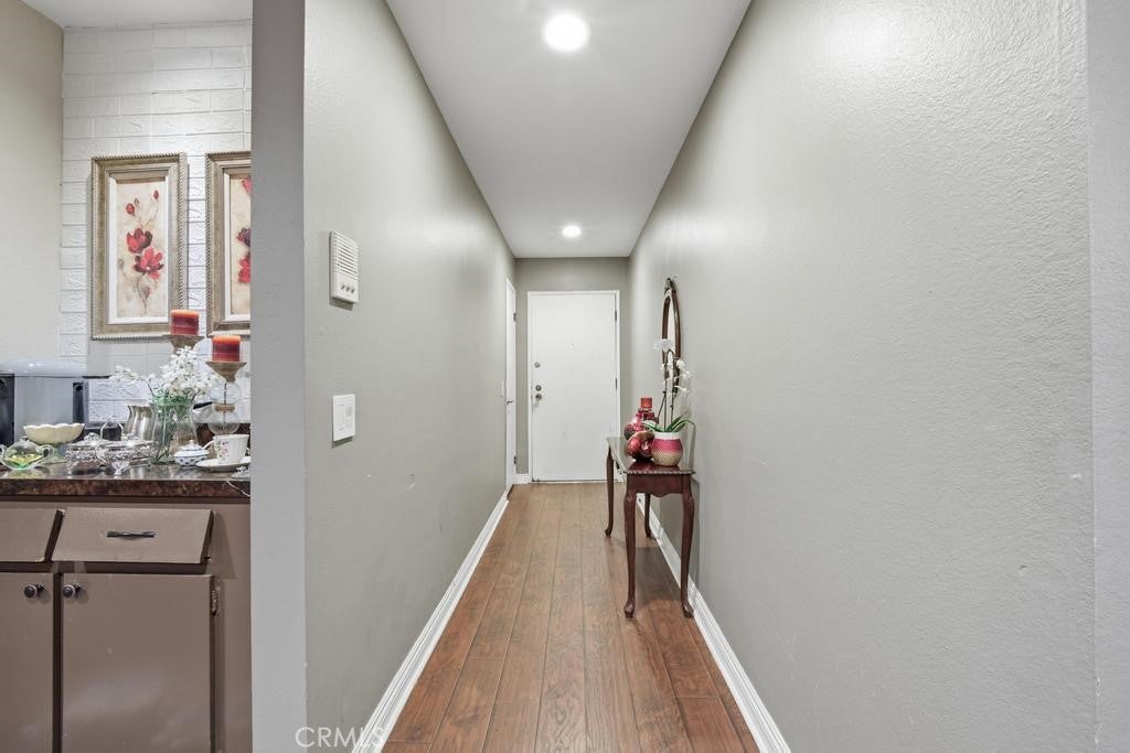 1236 N Columbus AVE 11, Glendale CA 91202