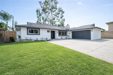 Photo of 1120 Sesmas St, Monrovia, CA 91016 (MLS # WS26047454)