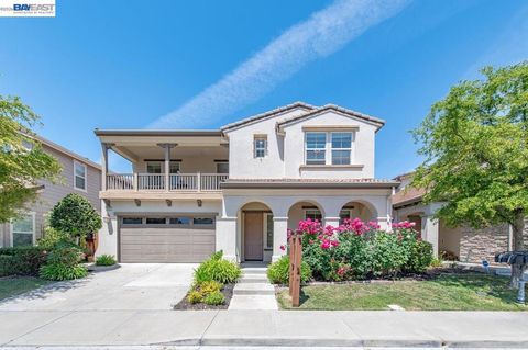 Photo of 3063 Ridgefield Ct Ct, Dublin, CA 94568 (MLS # 41134358)