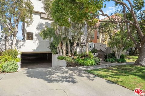 Photo of 1007 Euclid Street #1, Santa Monica, CA 90403 (MLS # 25610135)
