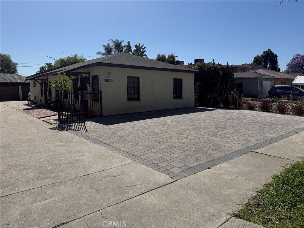 5922 Colfax Avenue