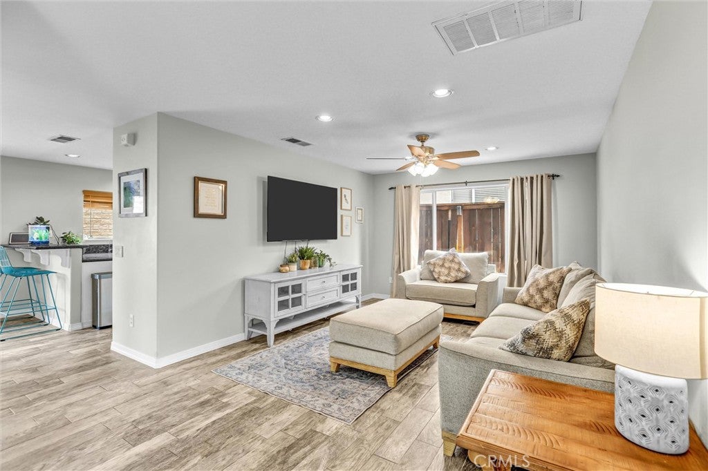 8947 Gateway View Court, El Cajon CA 92021
