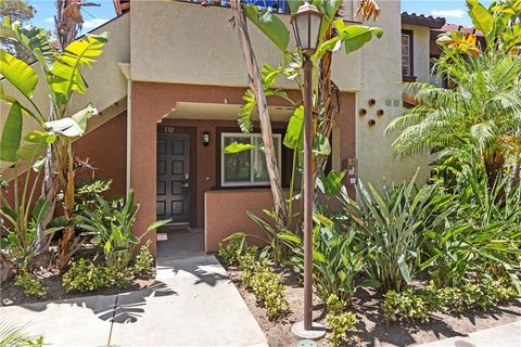 Photo of 132 Flor De Sol, Rancho Santa Margarita, CA 92688 (MLS # OC26161096)
