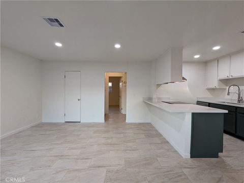 Photo of 73443 Catalina Way, Palm Desert, CA 92260 (MLS # PF25147843)