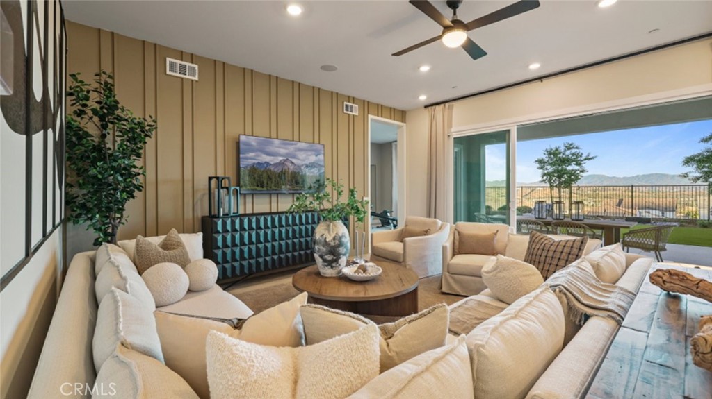 Campana at Tesoro Highlands - Residential