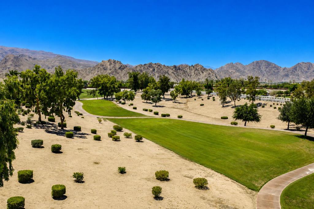81206 Barrel Cactus Road