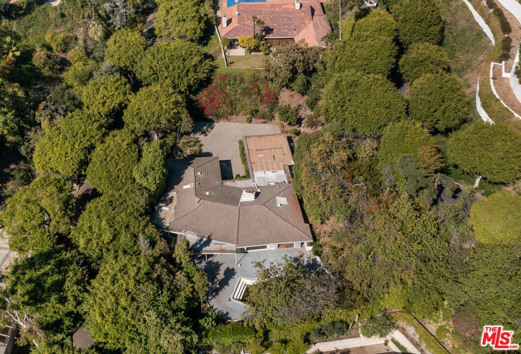 1150 Laurel Way