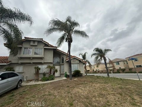 541 N Larch Avenue Rialto CA 92376