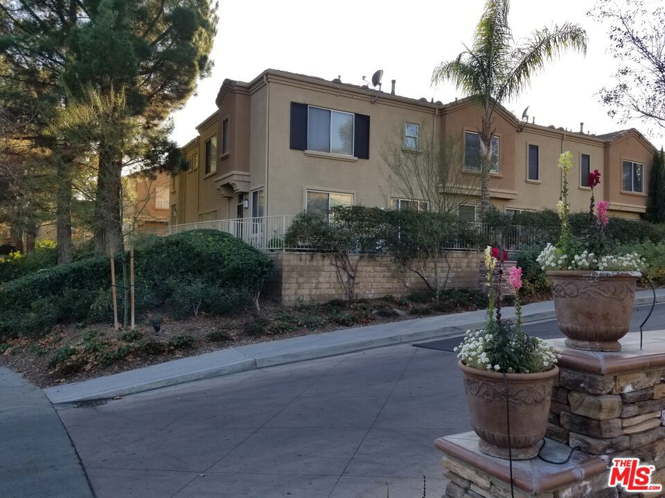 26925 Hillsborough 95