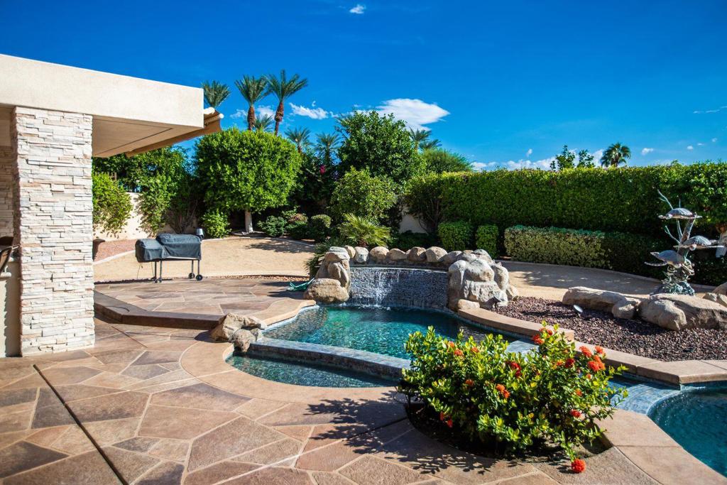The Estancias Rancho LQ - Residential