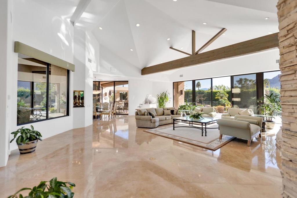 The Estancias Rancho LQ - Residential