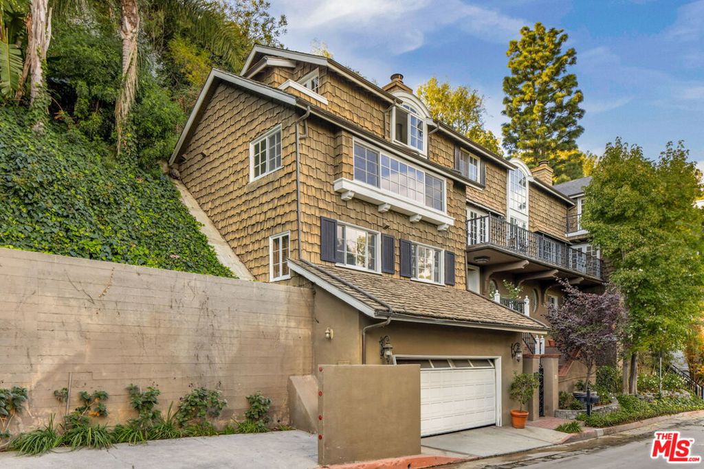 9315 Beverly Crest Drive